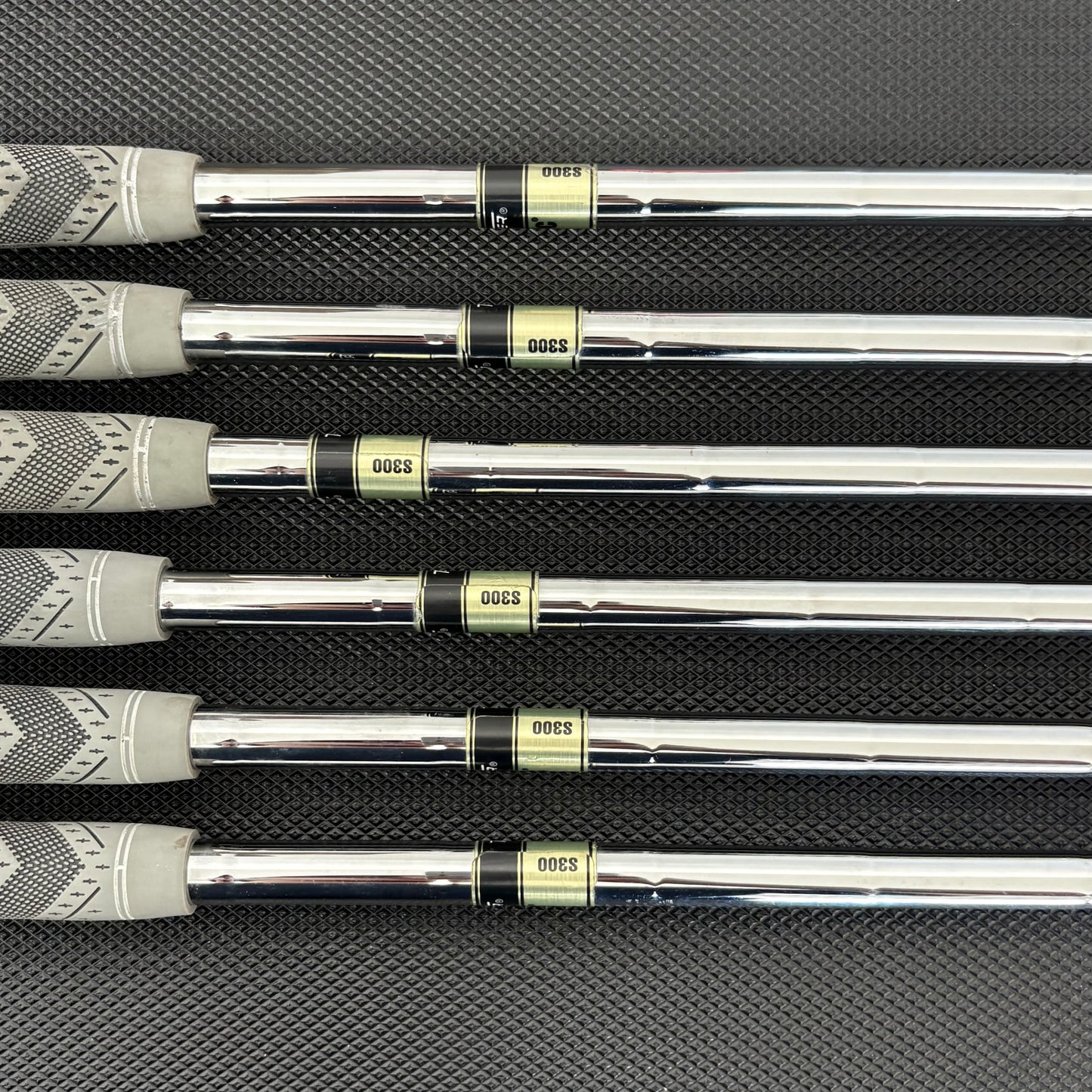 COBRA S2 IRON SET