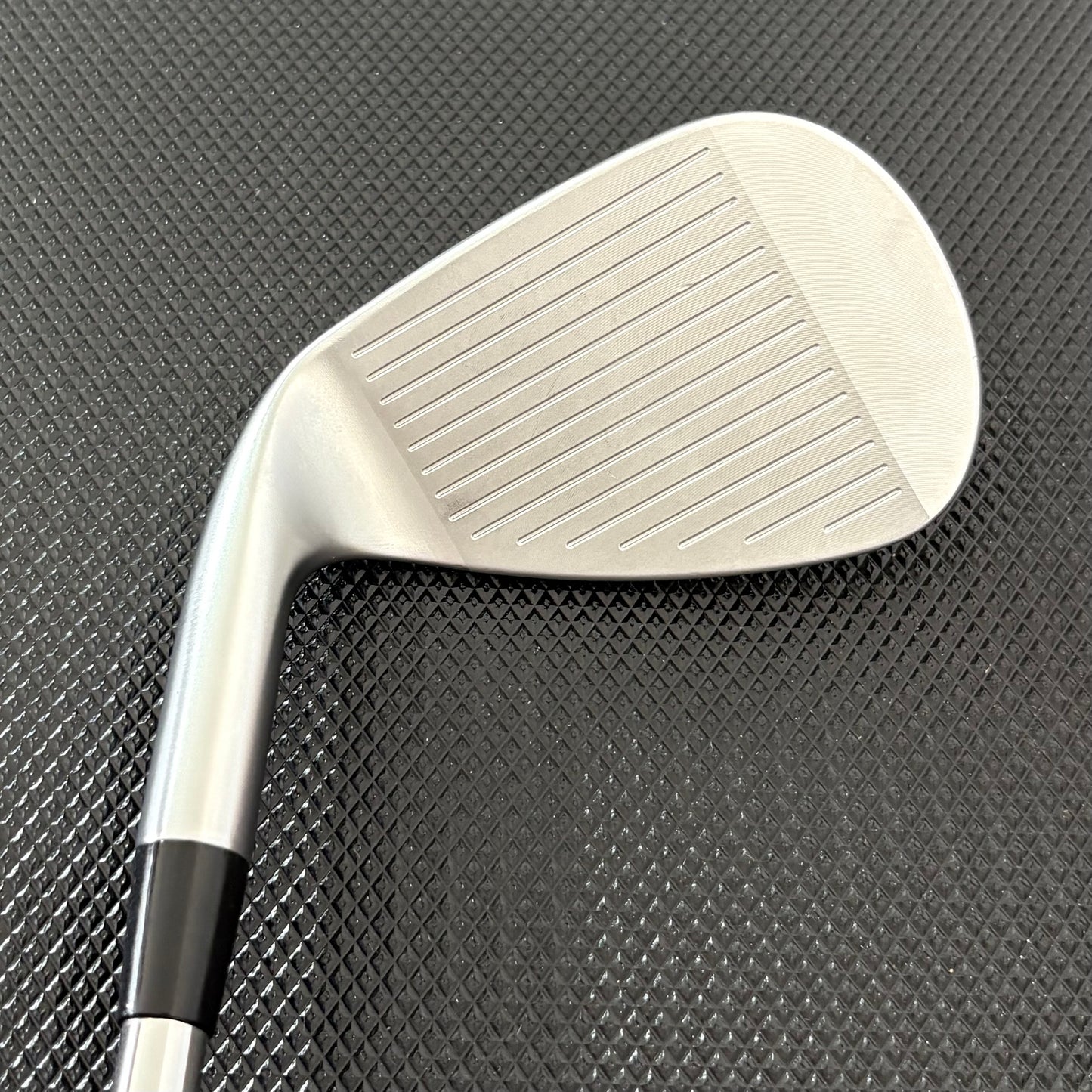 MIZUNO JPX 923 GAP WEDGE