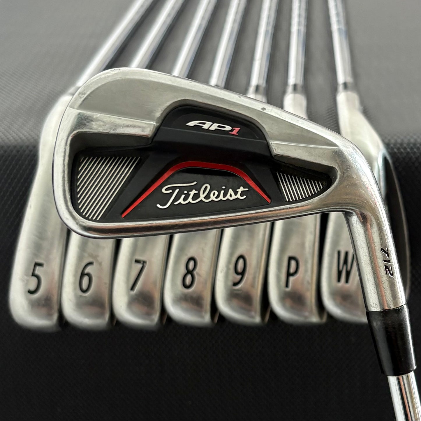 TITLEIST 712 AP1 IRON SET