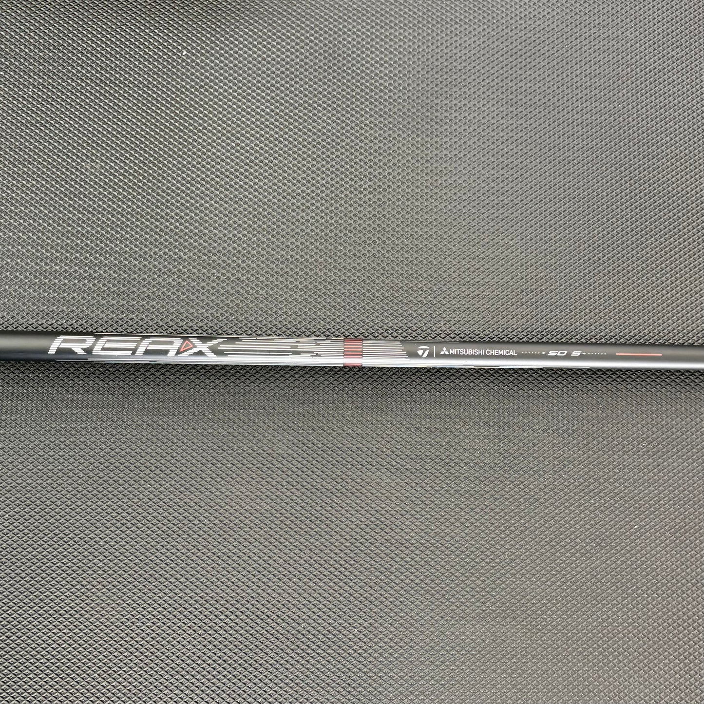 MITSUBISHI CHEMICAL TAYLORMADE REAX 50G HR STIFF DRIVER SHAFT + TAYLORMADE TIP (44")