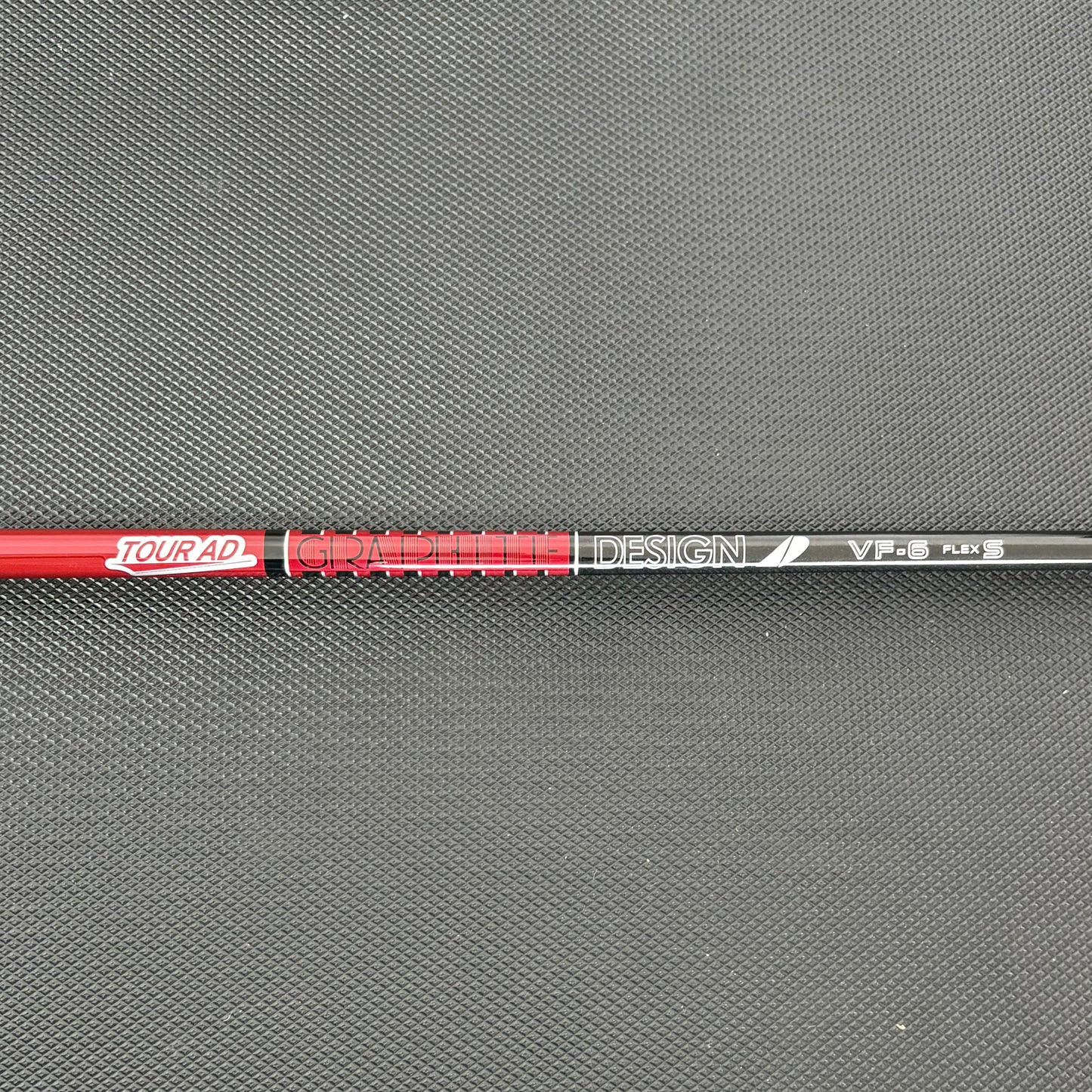 GRAPHITE DESIGN TOUR AD VF-6 STIFF DRIVER SHAFT + TITLEIST TIP (43.5")
