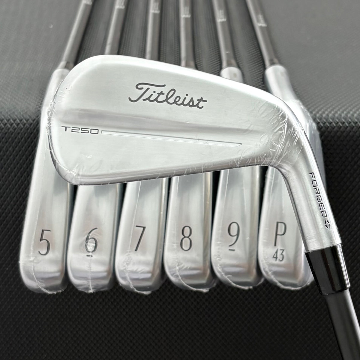 NEW TITLEIST T250 2025 IRON SET