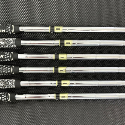 WILSON STAFF MODEL CB 2024 IRON SET