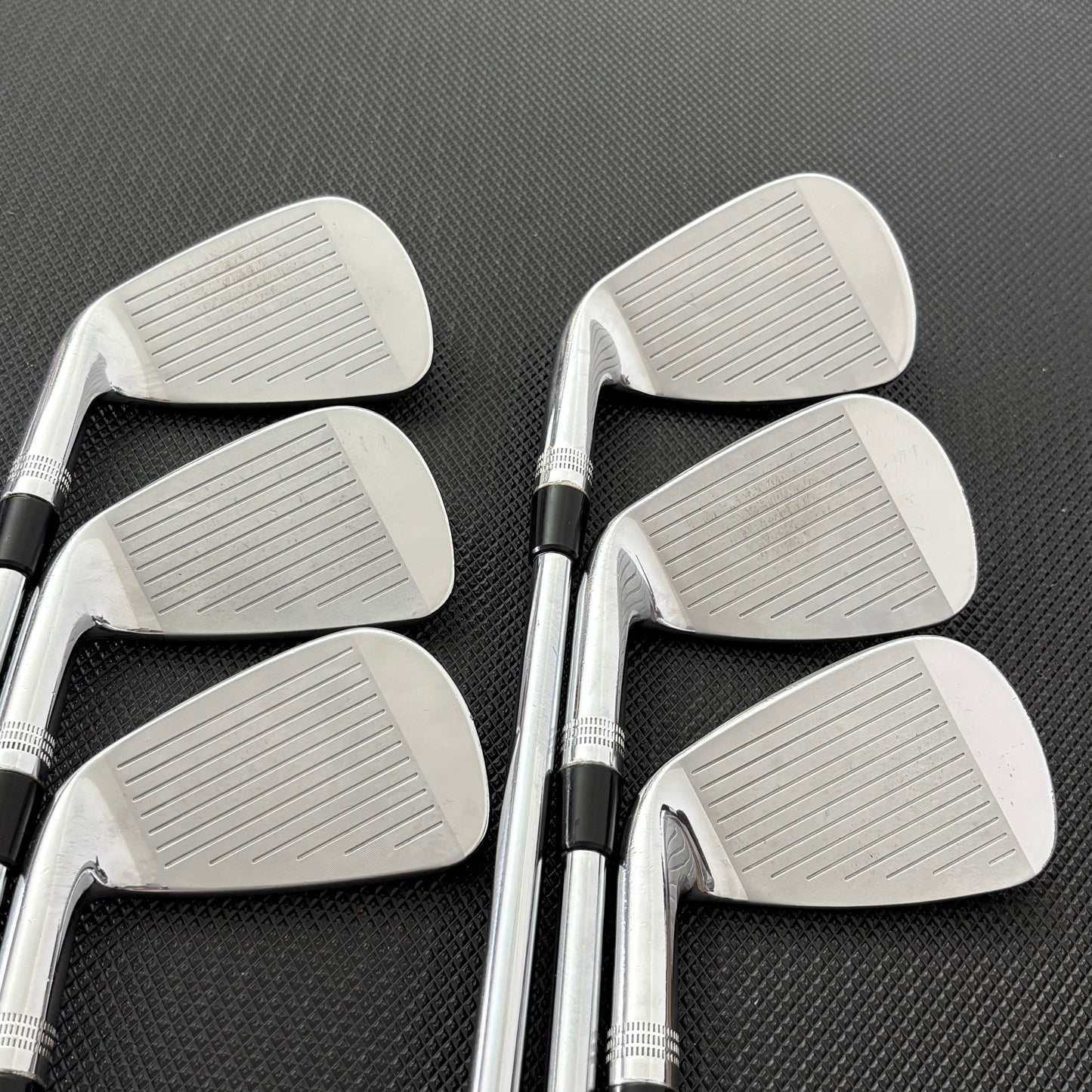 WILSON STAFF MODEL CB 2024 IRON SET