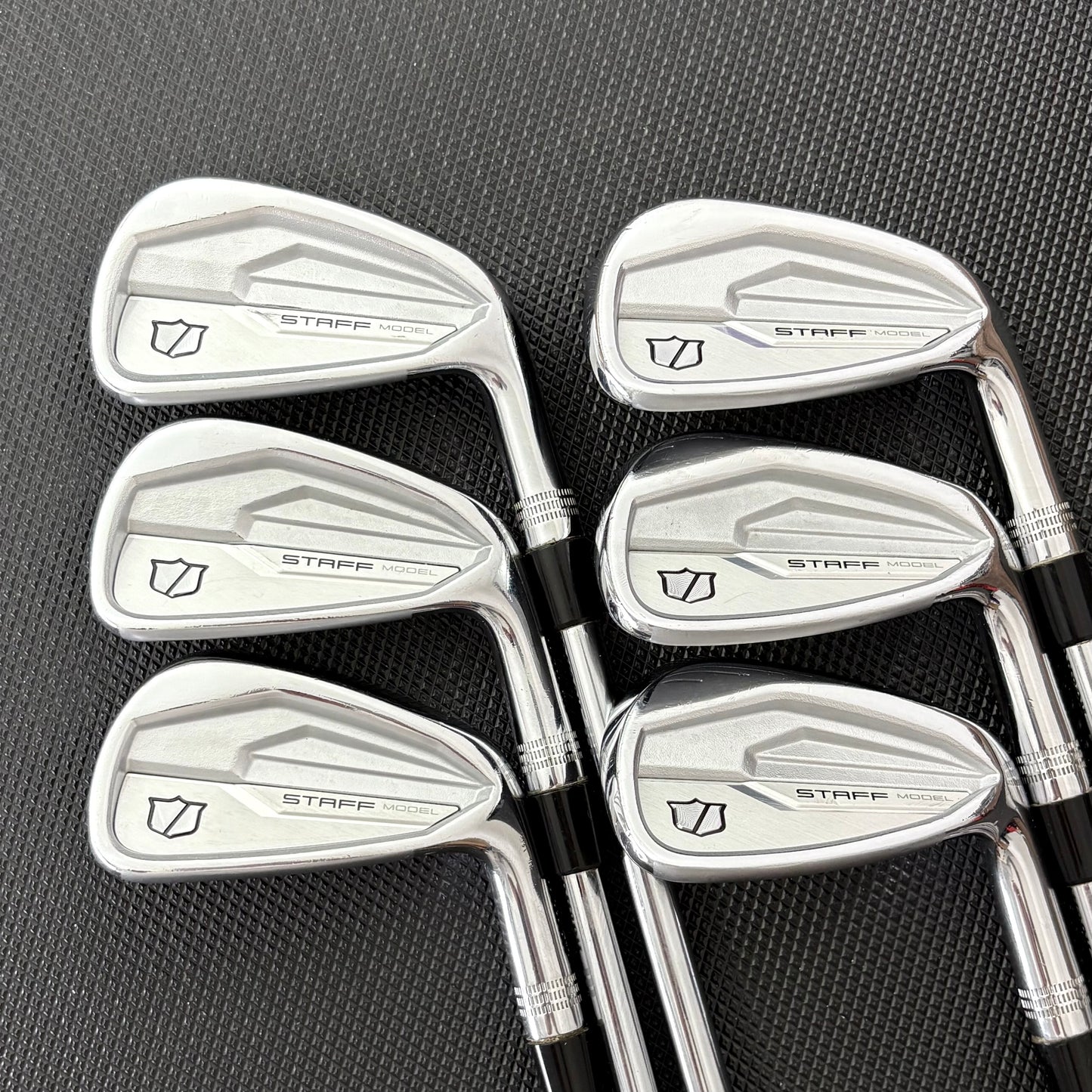 WILSON STAFF MODEL CB 2024 IRON SET