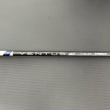 TAYLORMADE QI10 4 HYBRID (22 DEGREE) + HEADCOVER