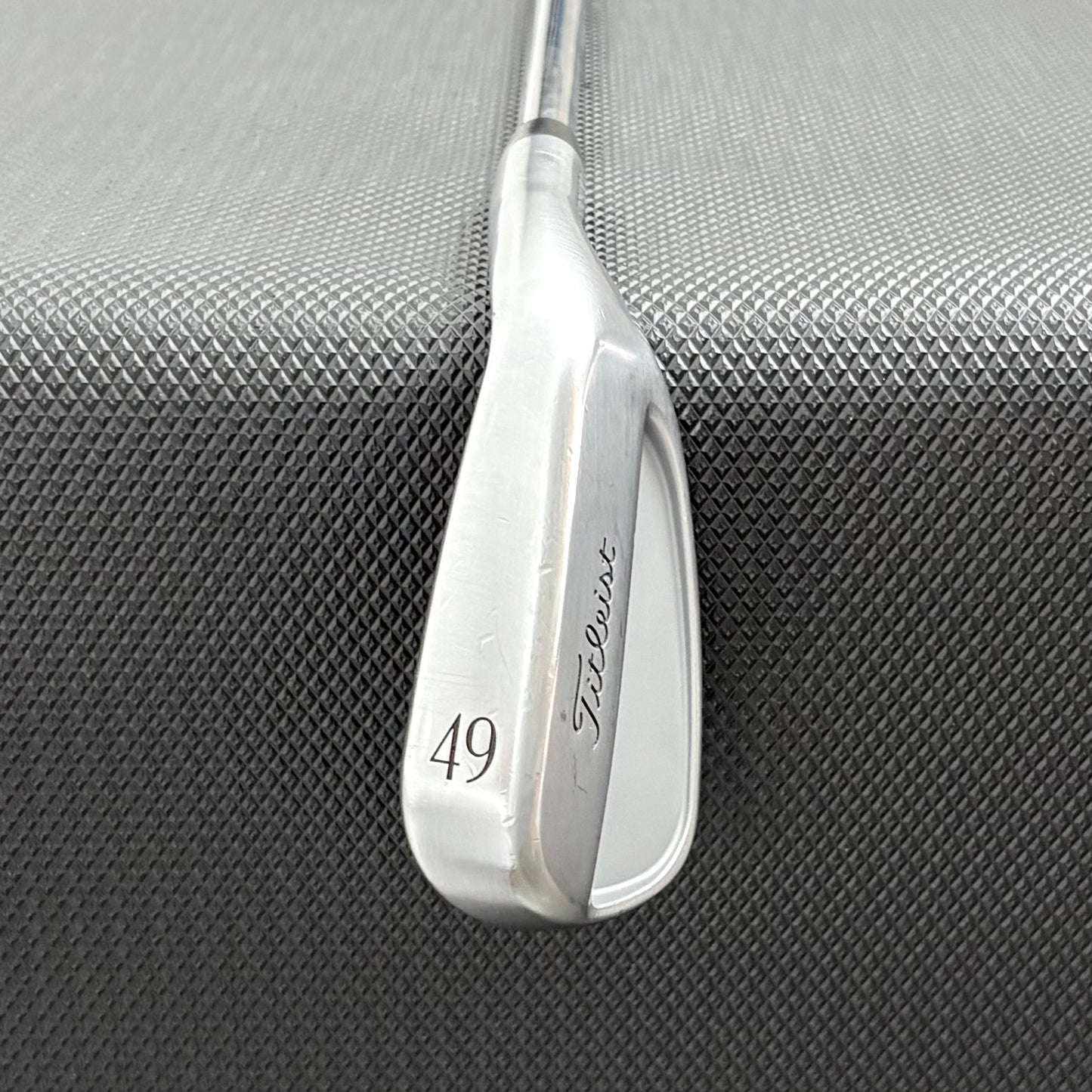 TITLEIST T100 2025 WEDGE (49 DEGREE)