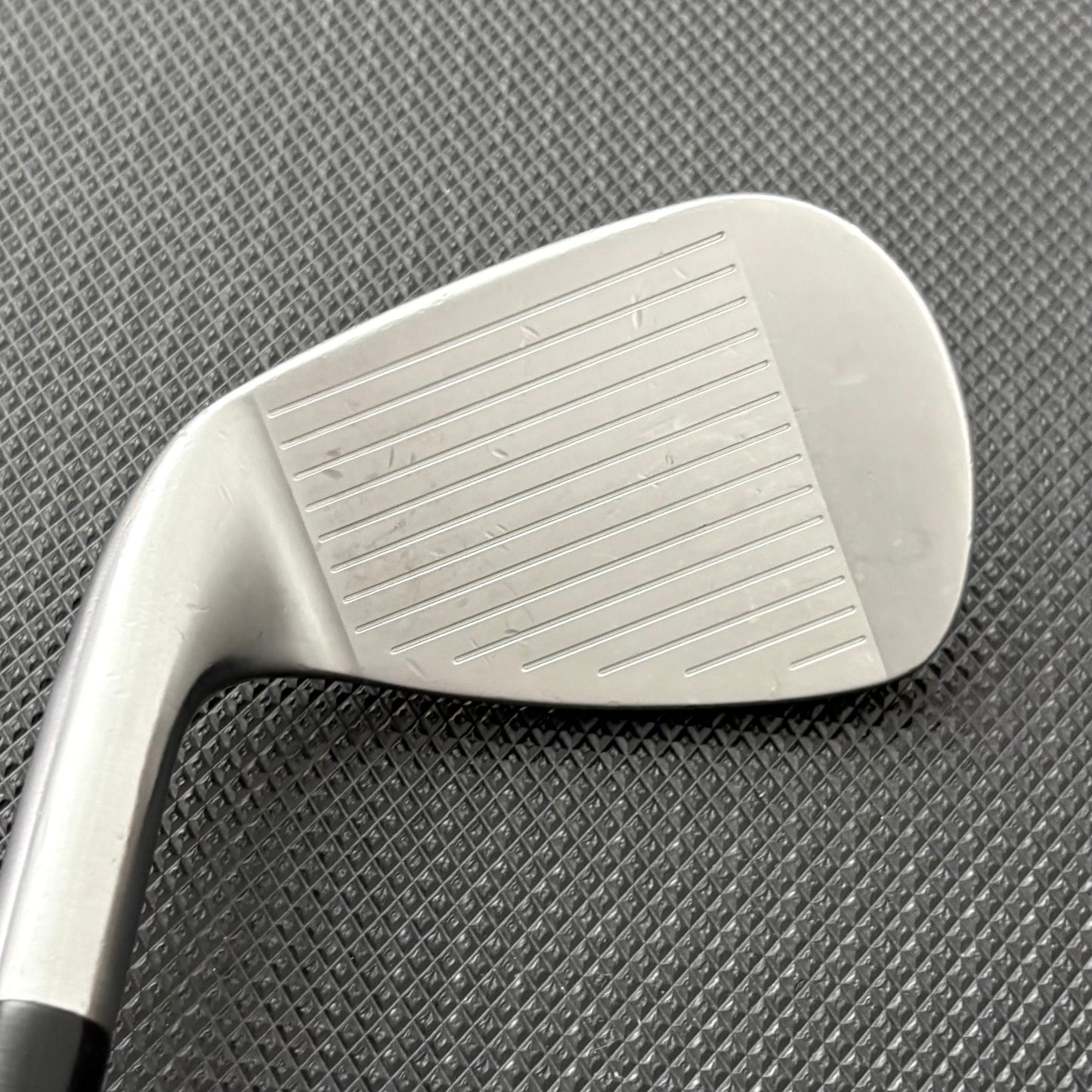 TITLEIST T100 2025 WEDGE (49 DEGREE)
