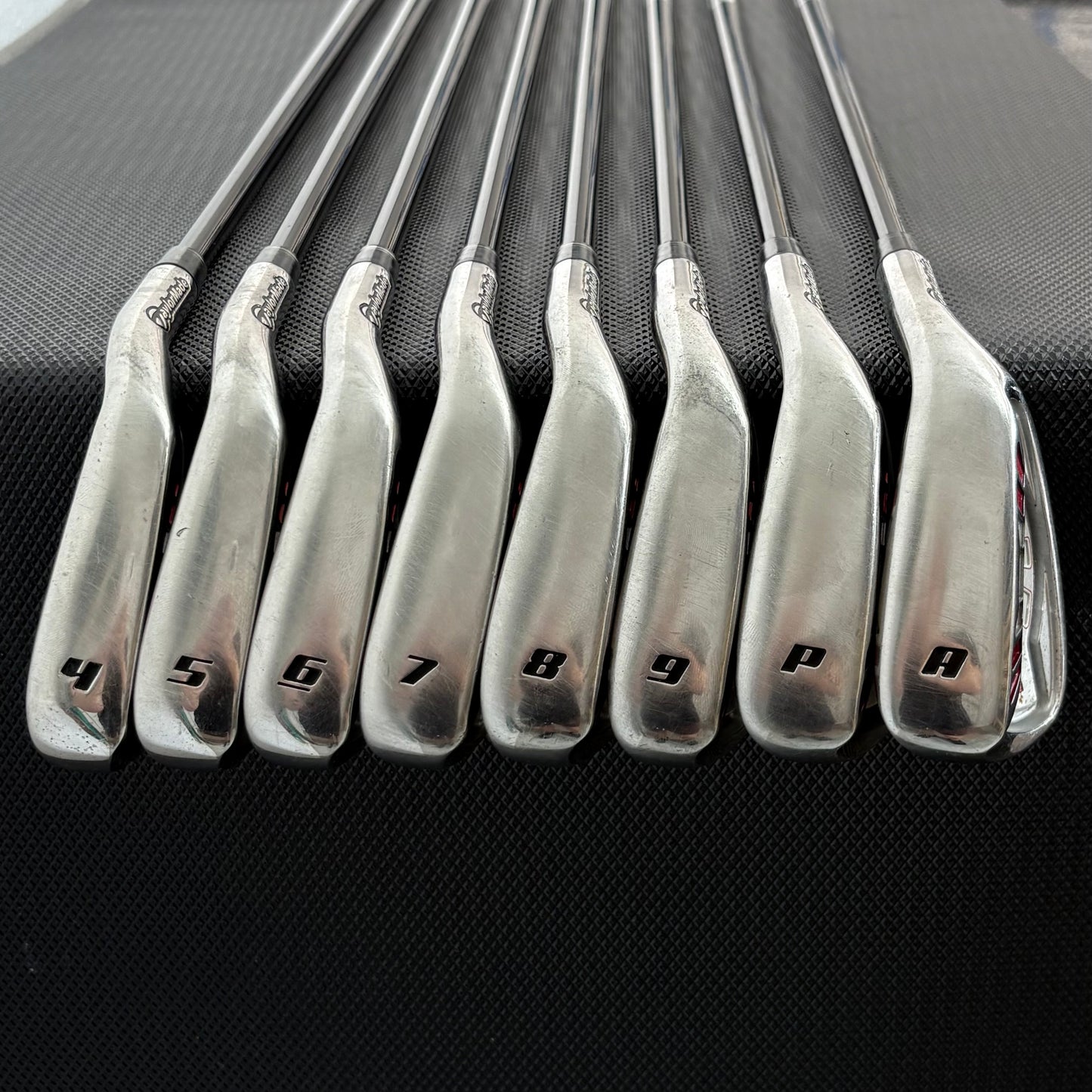 TAYLORMADE BURNER HT IRON SET