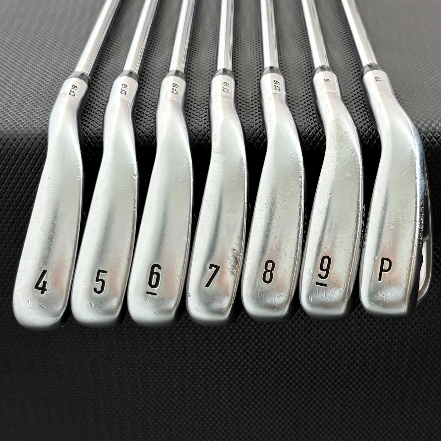 CALLAWAY APEX 2019 IRON SET