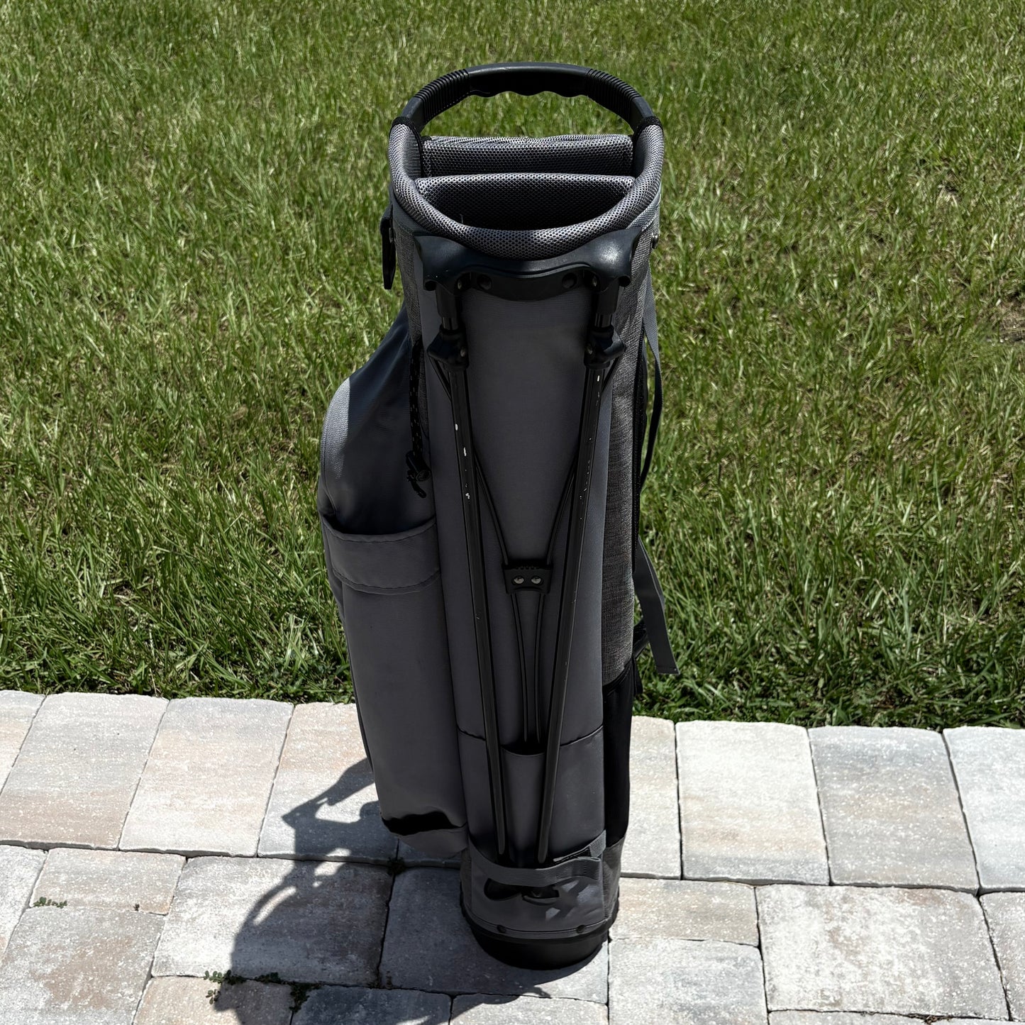 COBRA ULTRALIGHT GOLF CARRY BAG