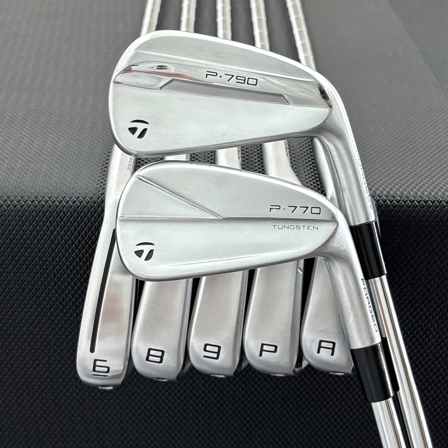 TAYLORMADE P790/P770 COMBO IRON SET