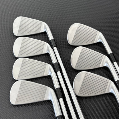LH TAYLORMADE P790/P770 2024 COMBO IRON SET