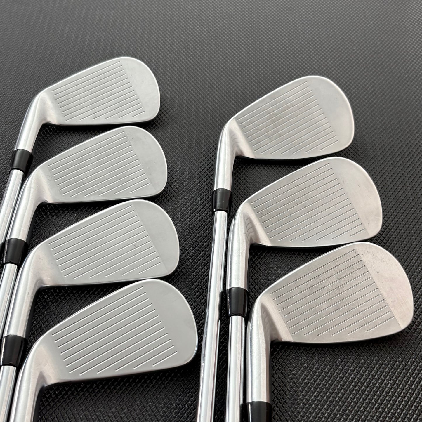 TITLEIST T200 2023 IRON SET