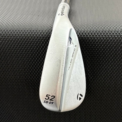 TAYLORMADE MILLED GRIND 3 RAW CHROME WEDGE (52 DEGREE)