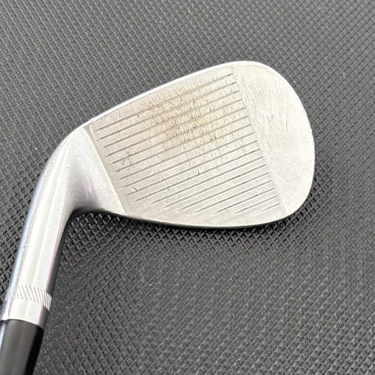 TITLEIST VOKEY SM6 TOUR CHROME WEDGE (52 DEGREE)