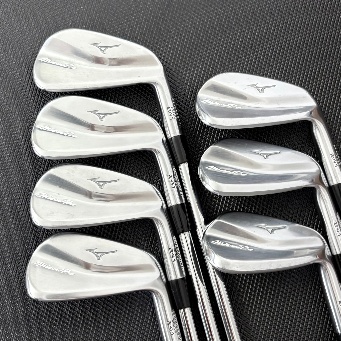 MIZUNO PRO 241 IRON SET