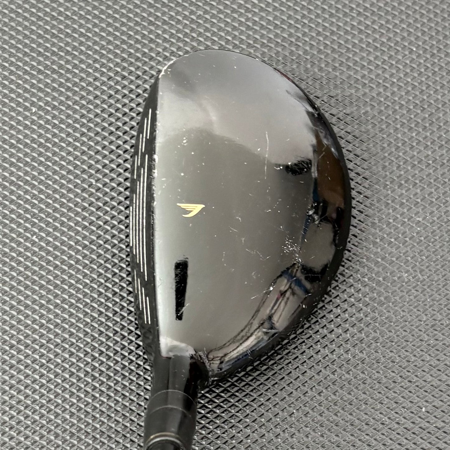 TOMMY ARMOUR 845 3 HYBRID (19 DEGREE)