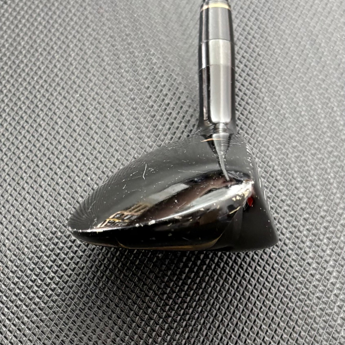 TOMMY ARMOUR 845 3 HYBRID (19 DEGREE)