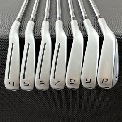 TAYLORMADE P790 2023 IRON SET