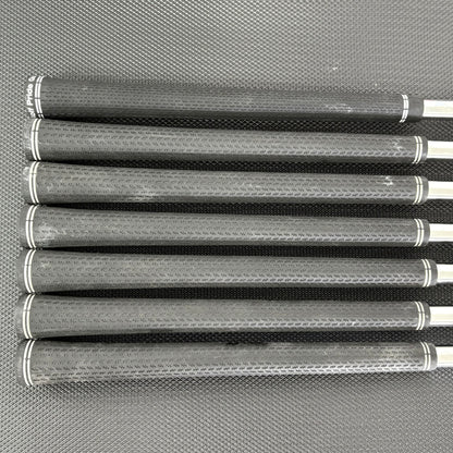 TAYLORMADE P790 2023 IRON SET