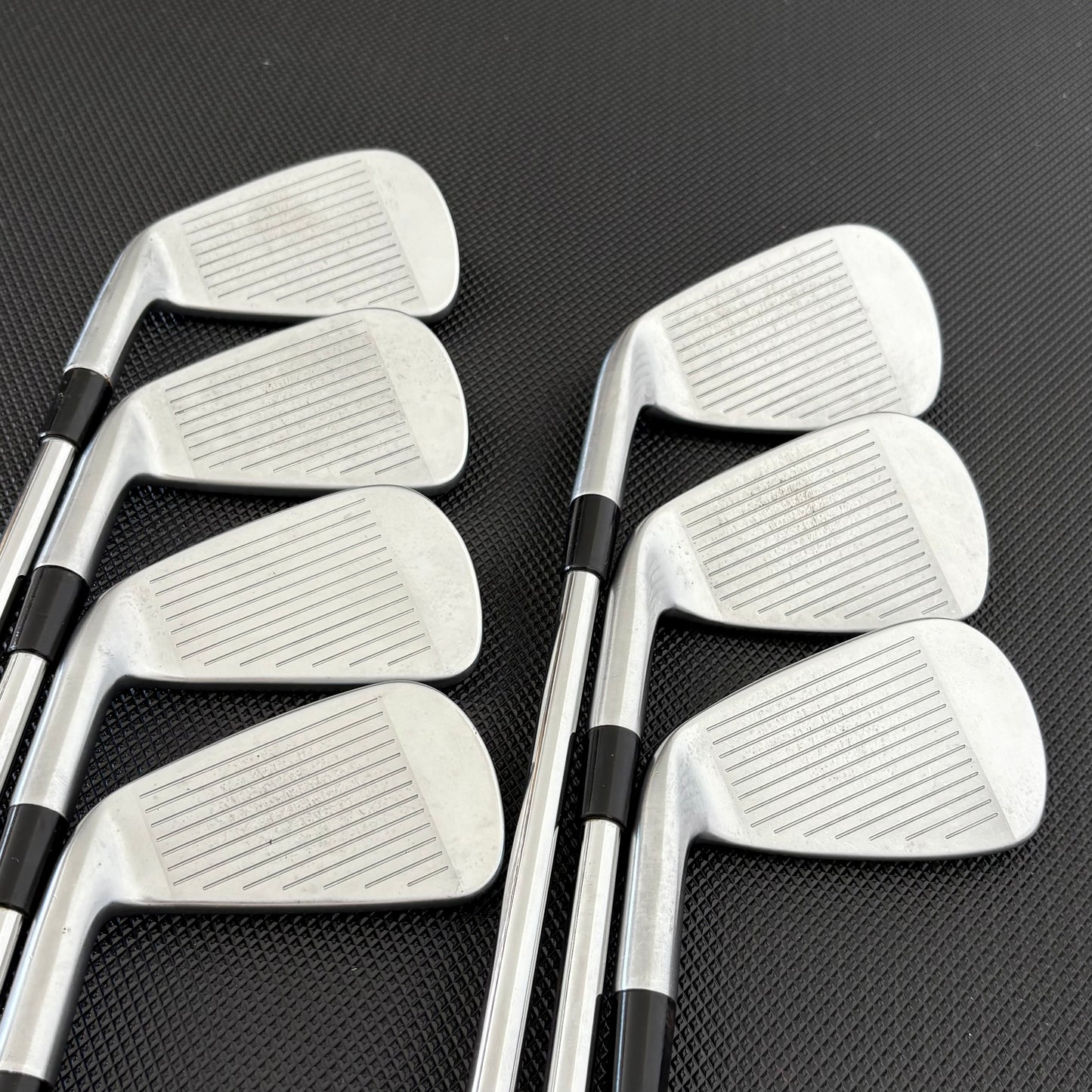 TAYLORMADE P790 2019 IRON SET