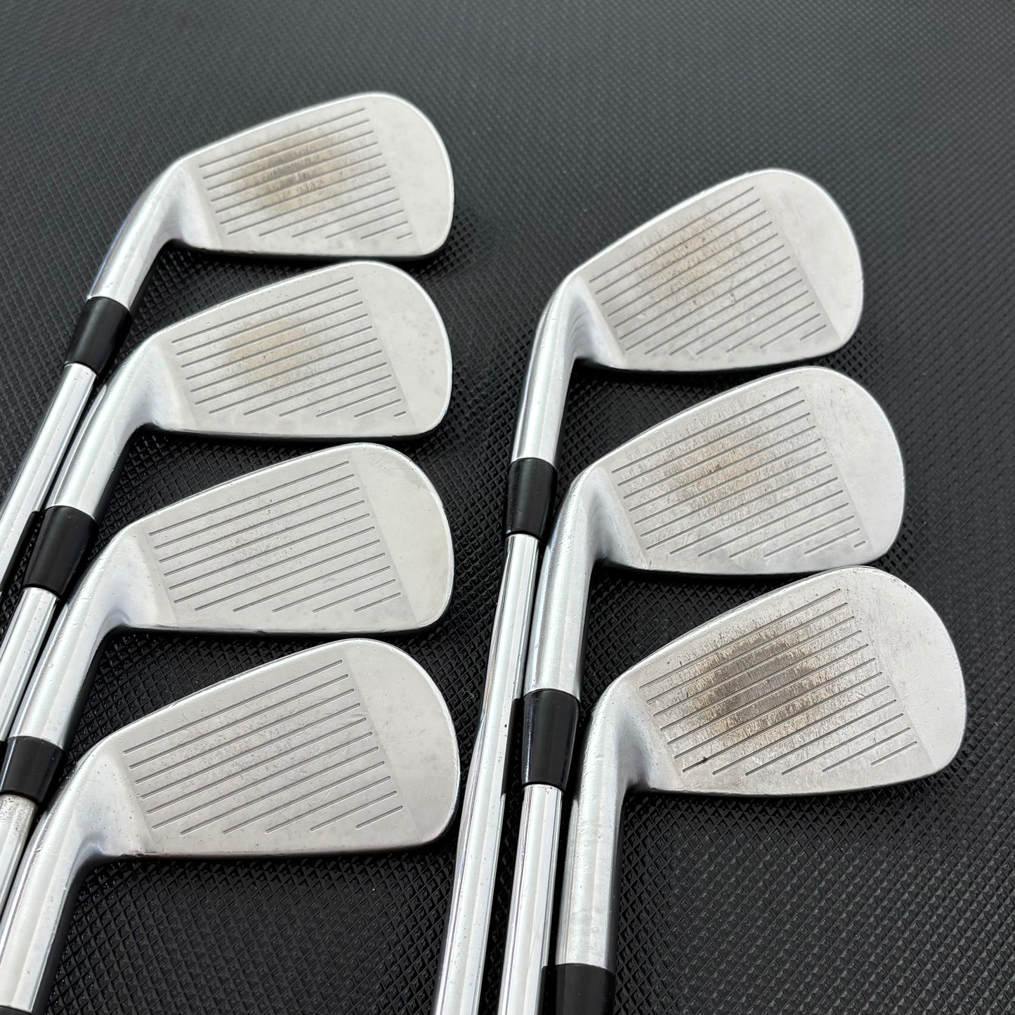 TITLEIST 714 CB IRON SET