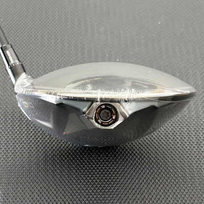 NEW TAYLORMADE QI4D MAX DRIVER (10.5 DEGREE) + HEADCOVER