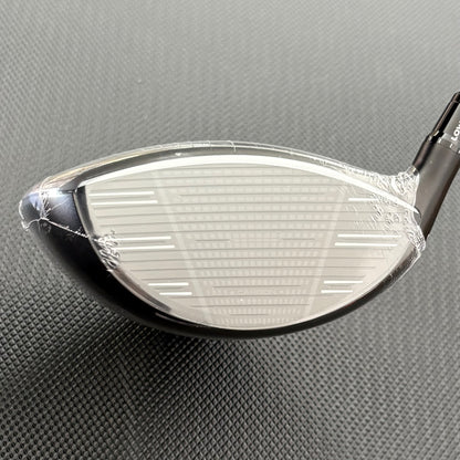 NEW TAYLORMADE QI4D MAX DRIVER (10.5 DEGREE) + HEADCOVER