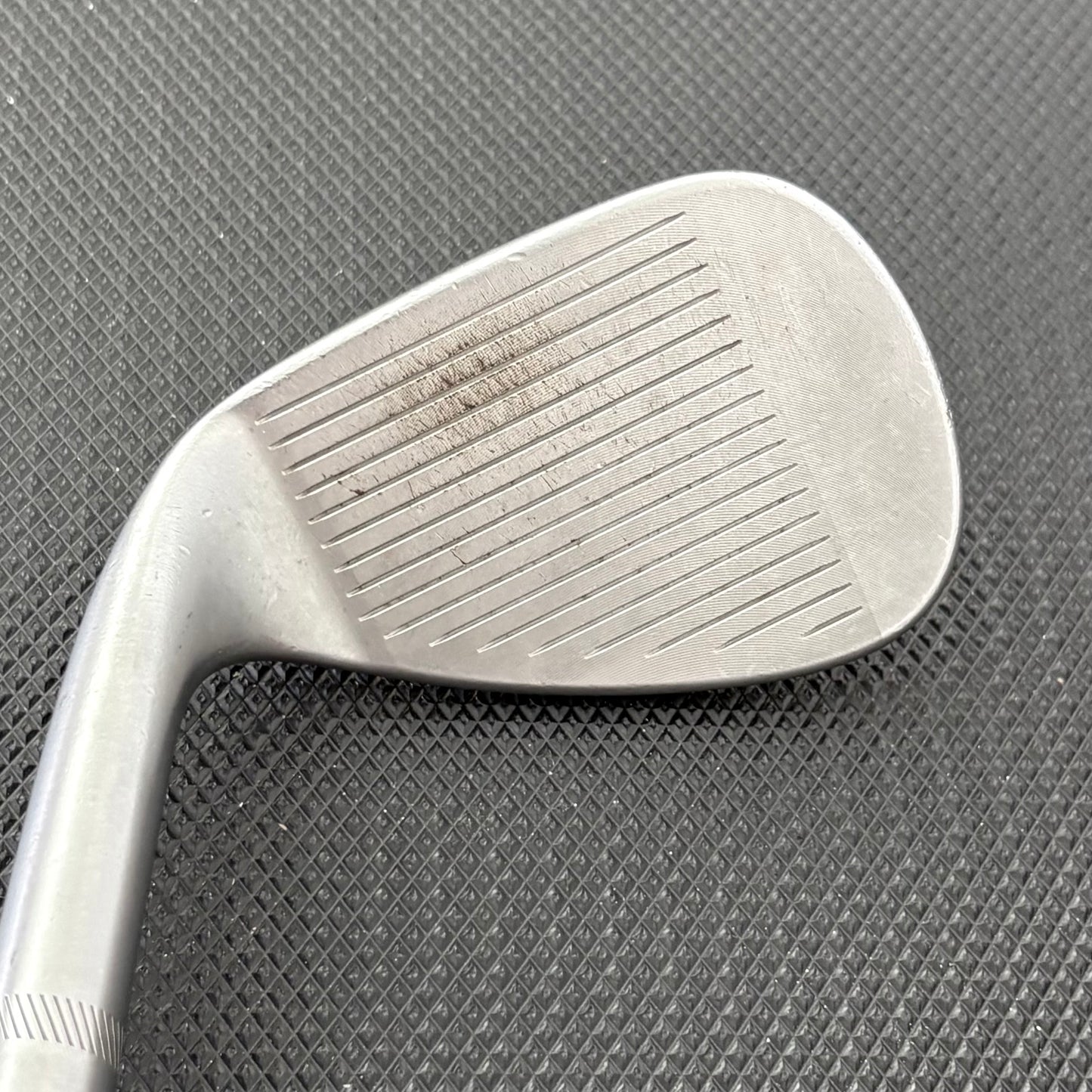 TITLEIST VOKEY SM4 TOUR CHROME WEDGE (52 DEGREE)
