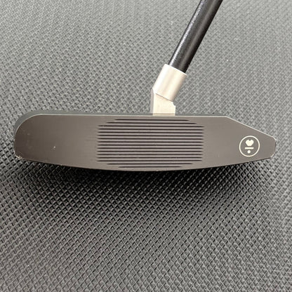 L.A.B. LINK.1 LIMITED EDITION BLACK PUTTER (35") + HEADCOVER