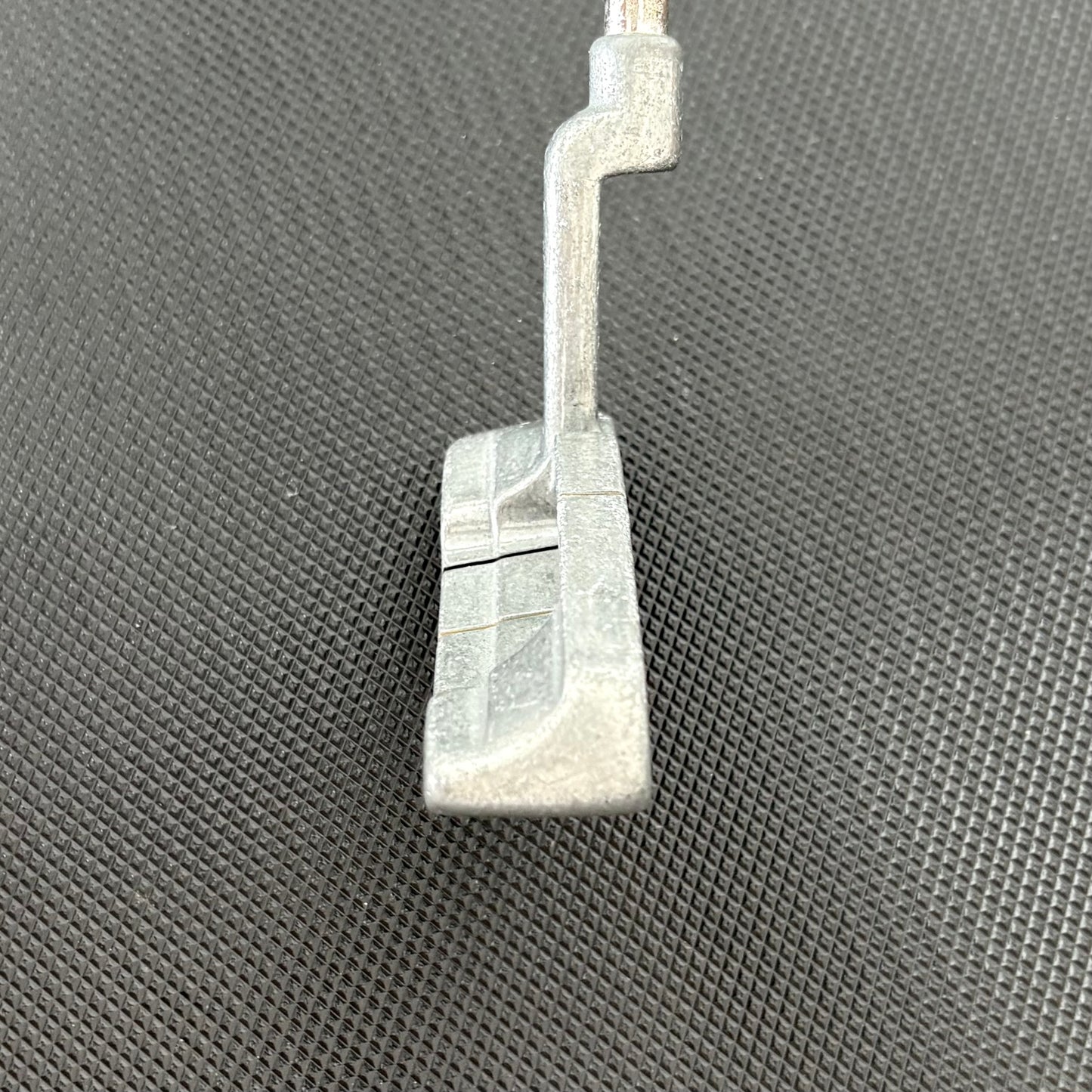 WILSON PROSTAFF PUTTER (32")