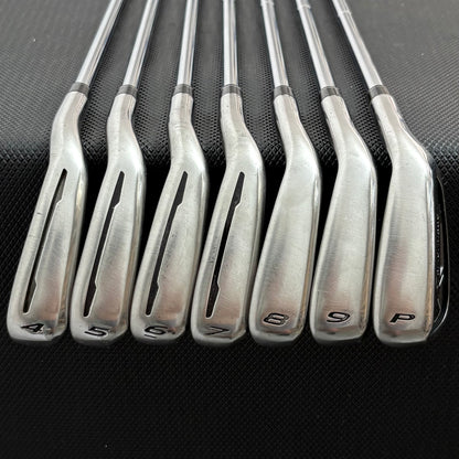 TAYLORMADE M2 IRON SET