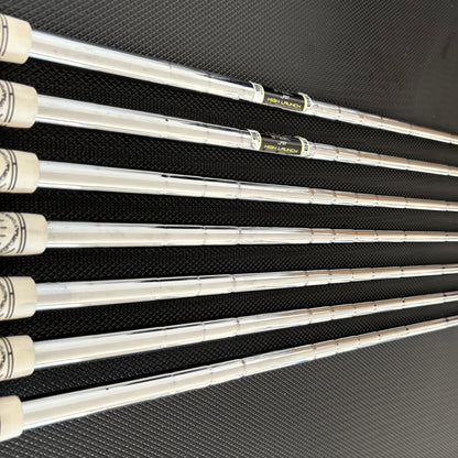 TAYLORMADE M2 IRON SET