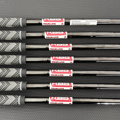 MIZUNO JPX 925 HOT METAL BLACK IRON SET