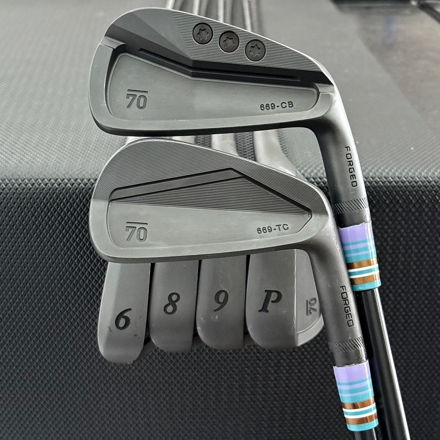 SUB 70 669 BLACK CB/TC COMBO IRON SET