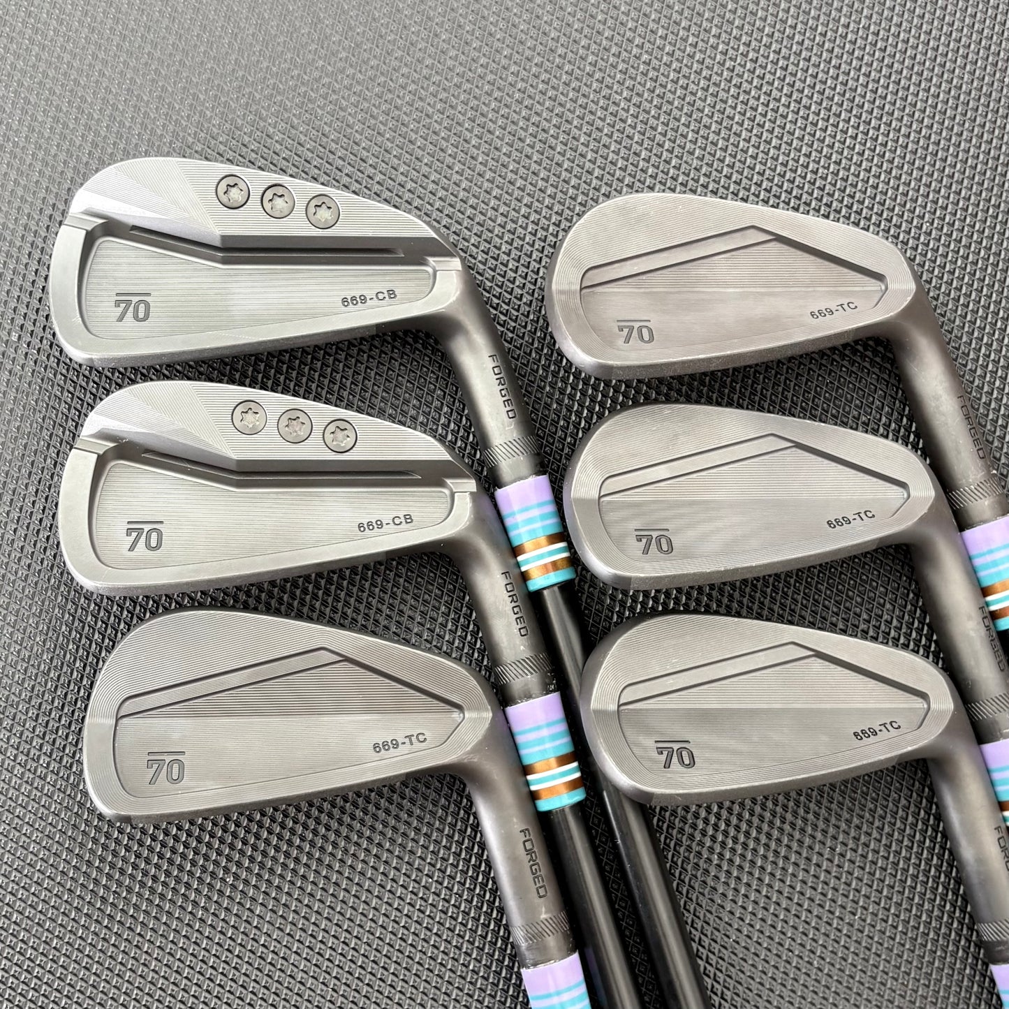 SUB 70 669 BLACK CB/TC COMBO IRON SET