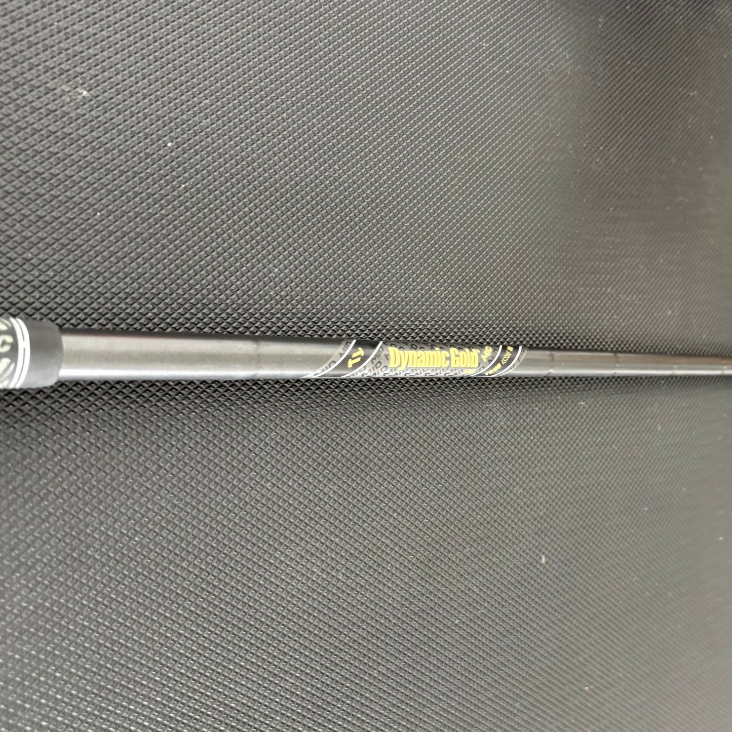 MIZUNO JPX 925 FORGED BLACK 4 IRON