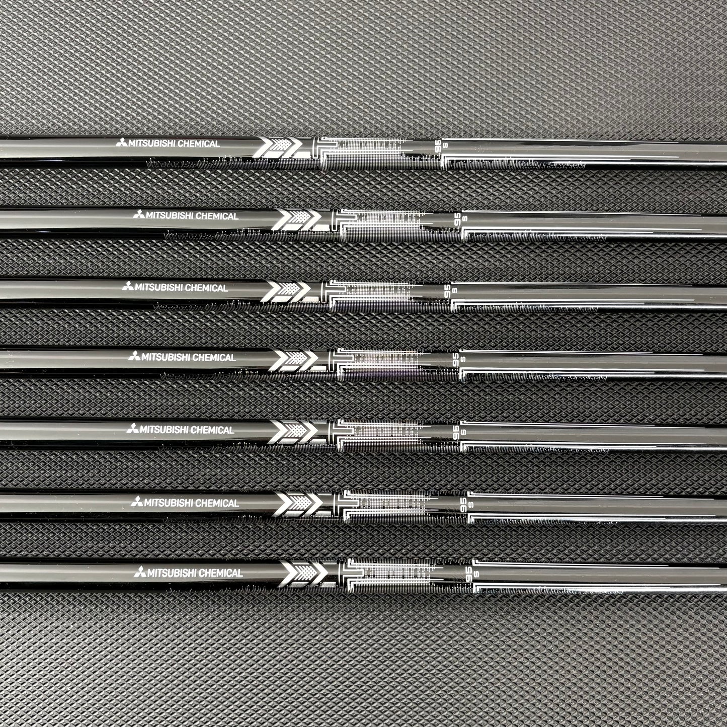 CALLAWAY APEX PRO 2024 IRON SET