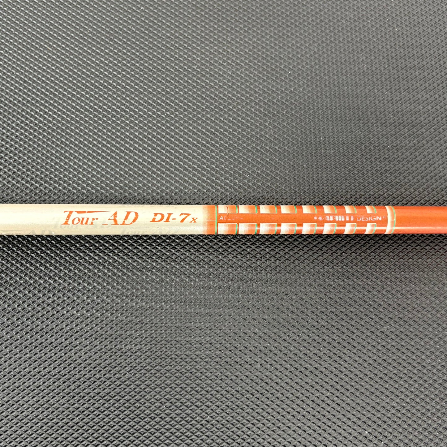 GRAPHITE DESIGN TOUR AD DI-7 X-STIFF WOOD SHAFT + PING TIP (40.5")