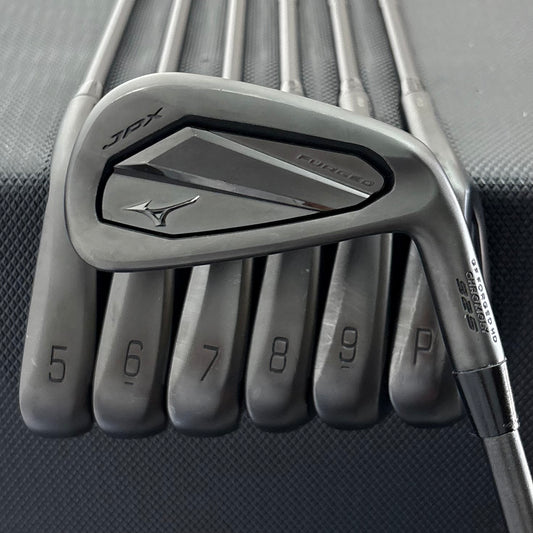 MIZUNO JPX 925 FORGED BLACK IRON SET