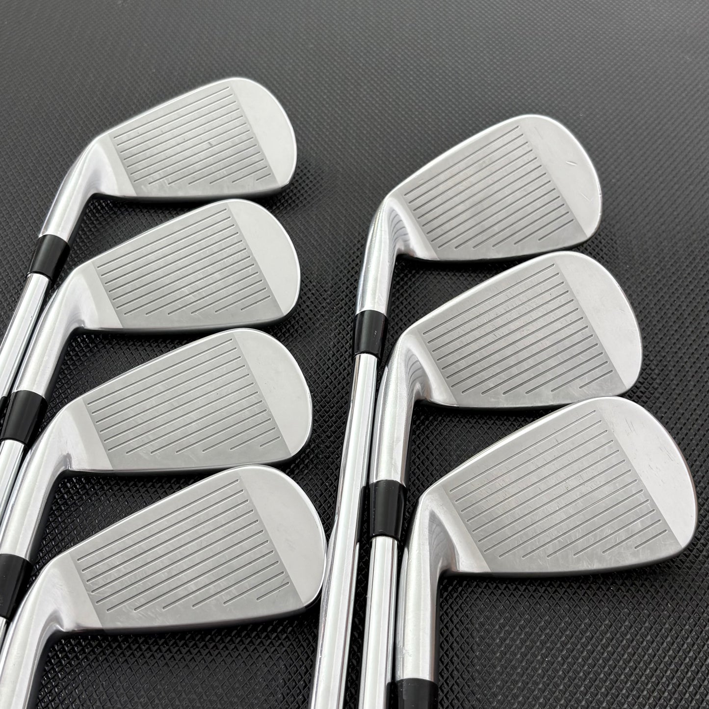 MIZUNO MP-20 HMB IRON SET