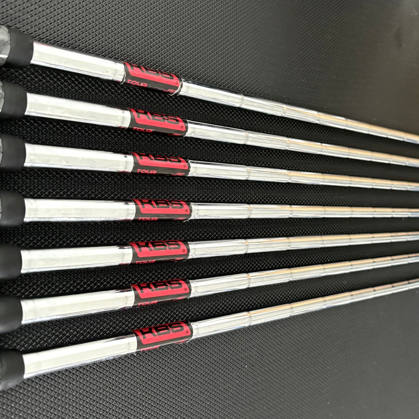 TAYLORMADE P770 2023 IRON SET