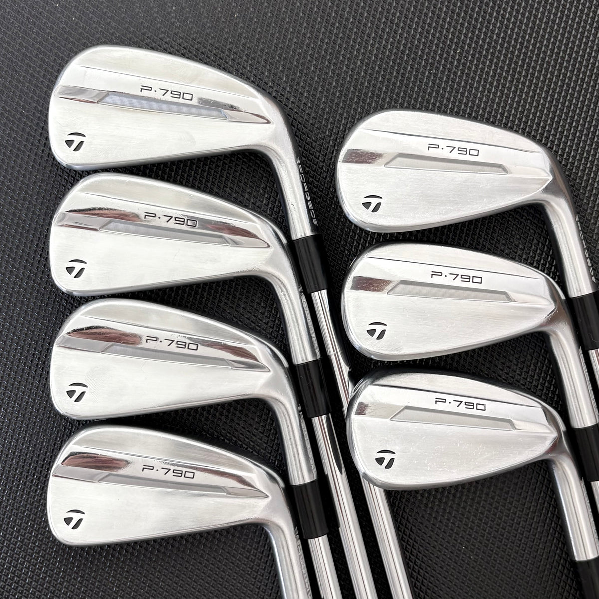 TAYLORMADE P790 2025 IRON SET