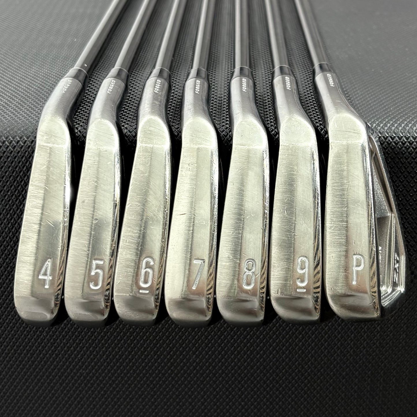 SRIXON ZX7 MKII BLACK CHROME IRON SET