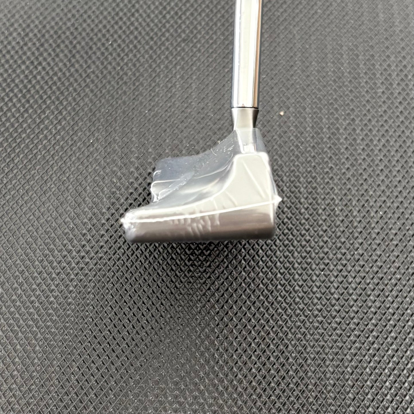NEW ODYSSEY TOULON AI-ONE CHICAGO PUTTER (34") + HEADCOVER
