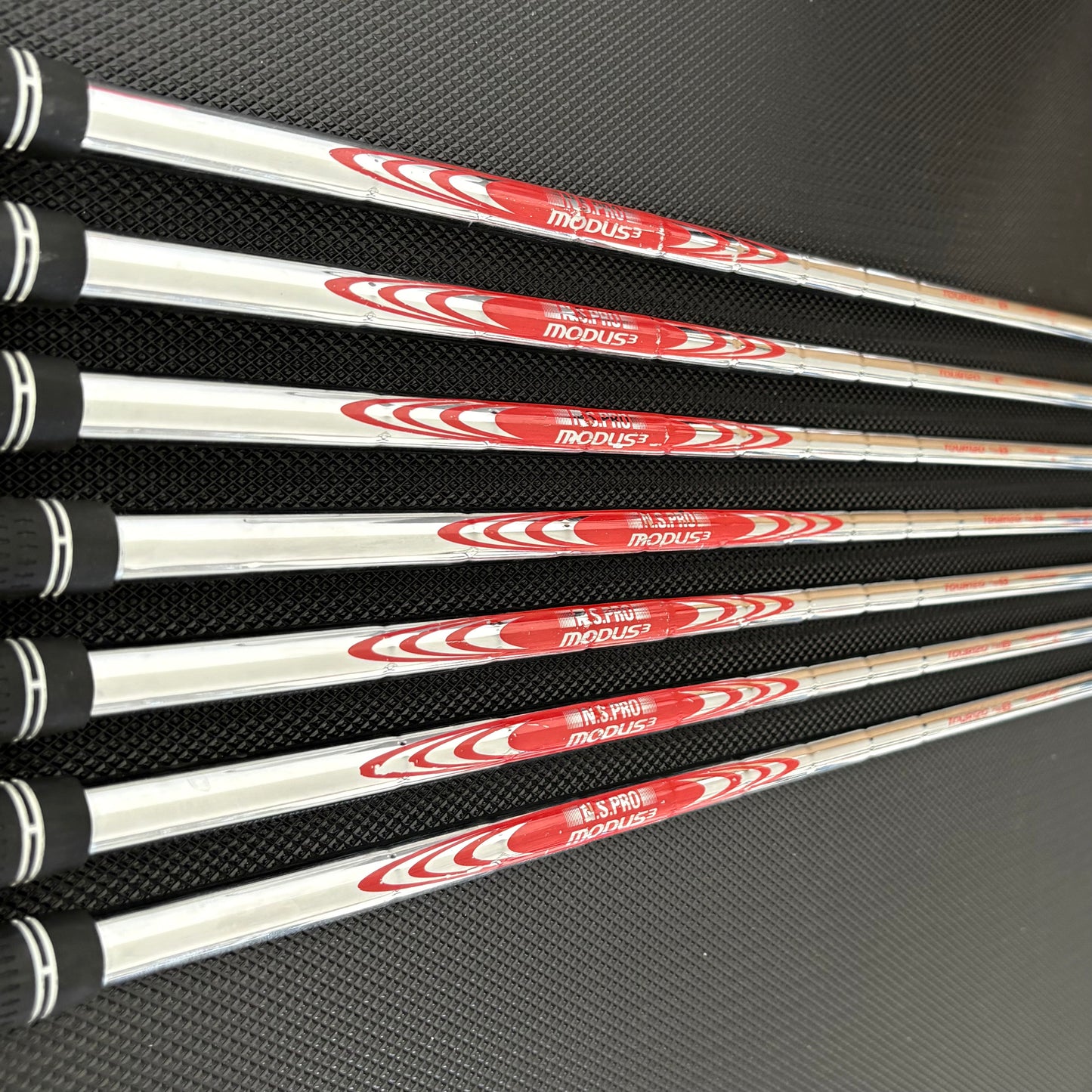 SRIXON ZX7 IRON SET