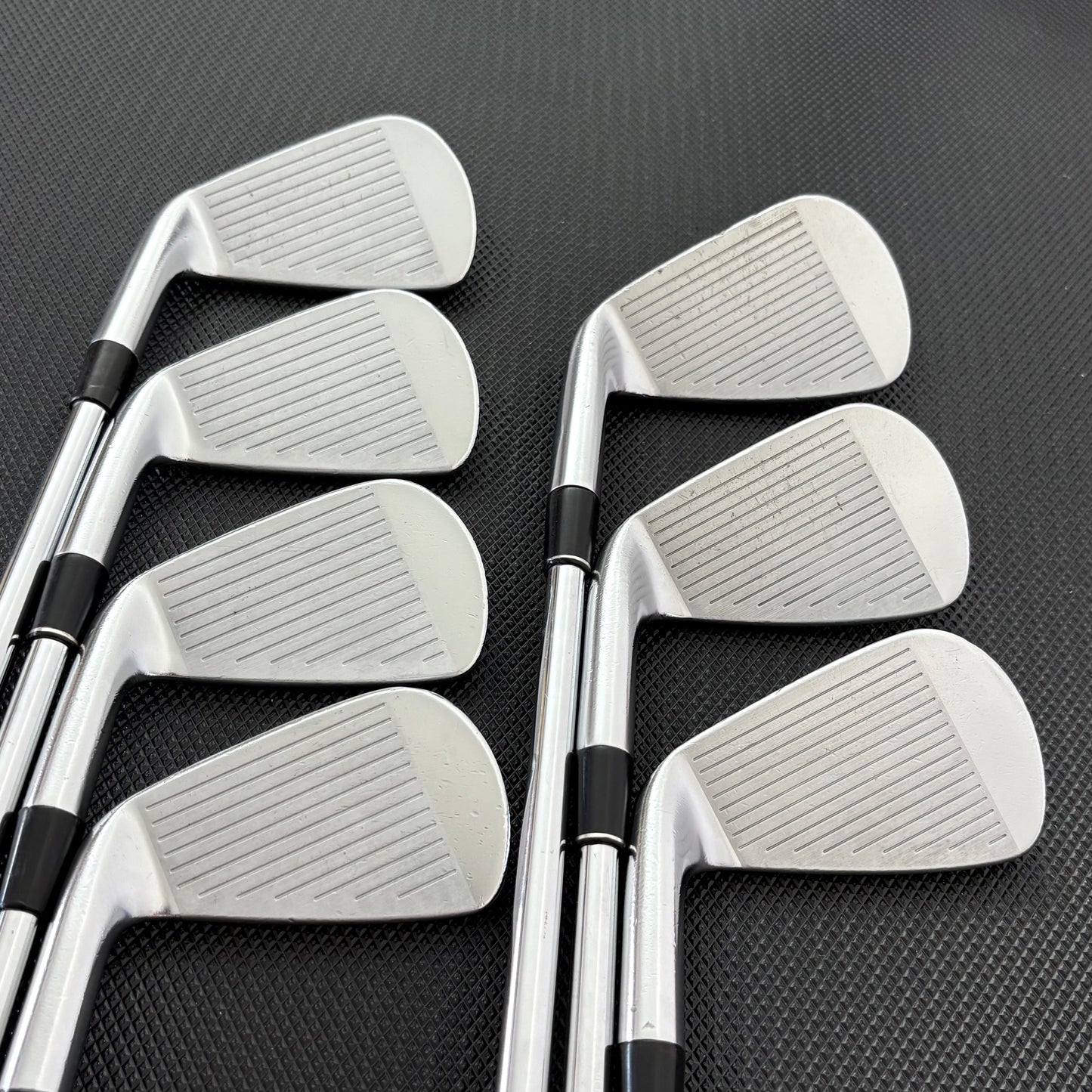 SRIXON ZX7 IRON SET