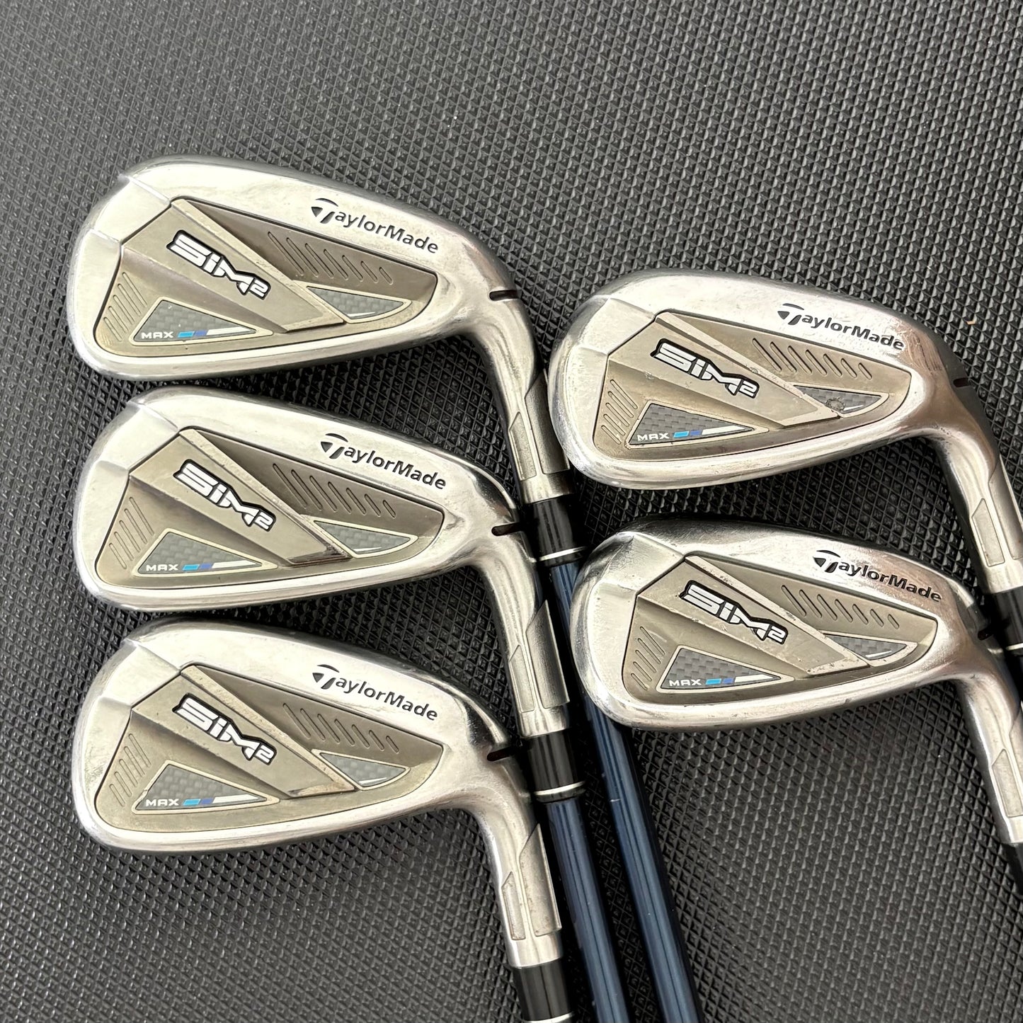 TAYLORMADE SIM2 MAX IRON SET
