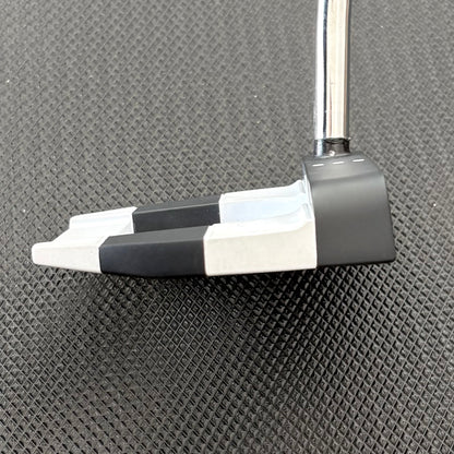 ODYSSEY AI-ONE JAILBIRD MINI DB PUTTER (34") + HEADCOVER